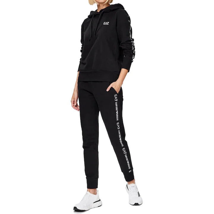 Спортен екип EA 7